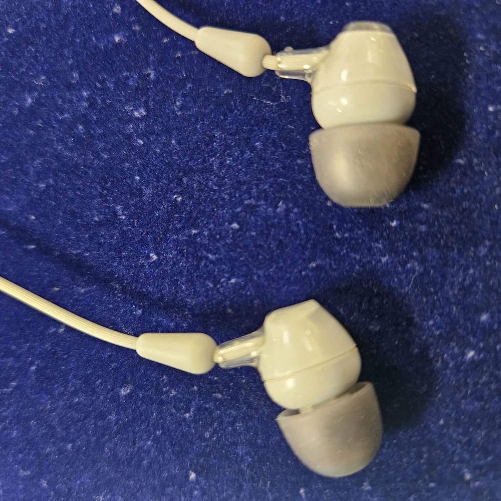 Sony White Wireless Headset with Adjustable Fit